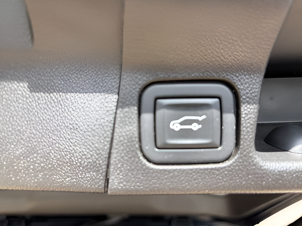 Used 2021 GMC Acadia SLE w/ Driver Convenience Package FWD image 45