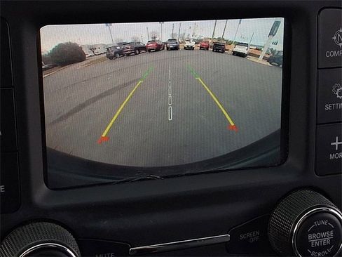 Used 2021 Jeep Wrangler Sport image 17