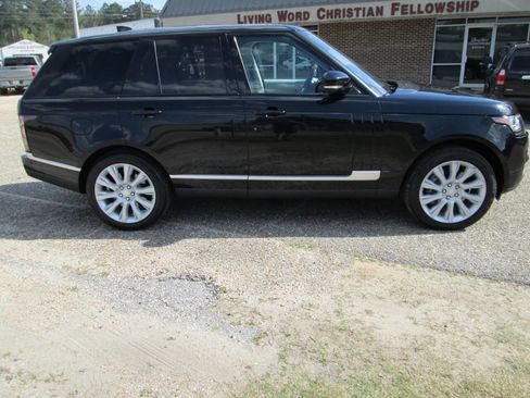 Used 2017 Land Rover Range Rover Supercharged image 37