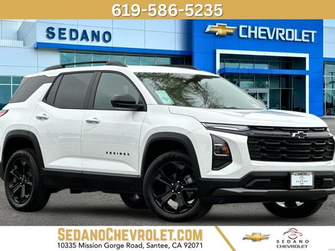 New 2026 Chevrolet Equinox LT w/ Convenience Package II AWD/4WD image 1