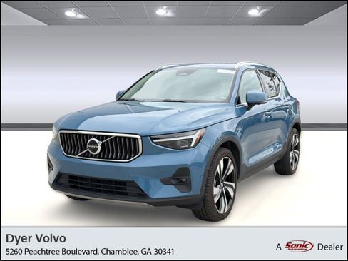 Certified 2023 Volvo XC40 B5 Ultimate w/ Protection Package Premier AWD/4WD image 1