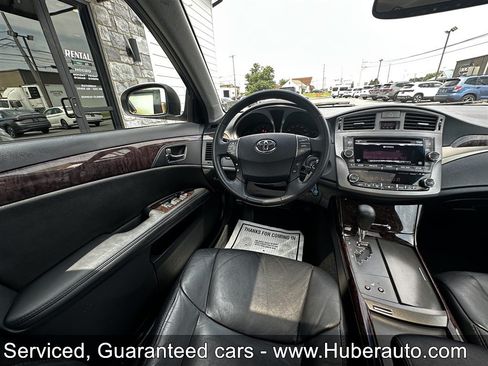 Used 2011 Toyota Avalon FWD image 17