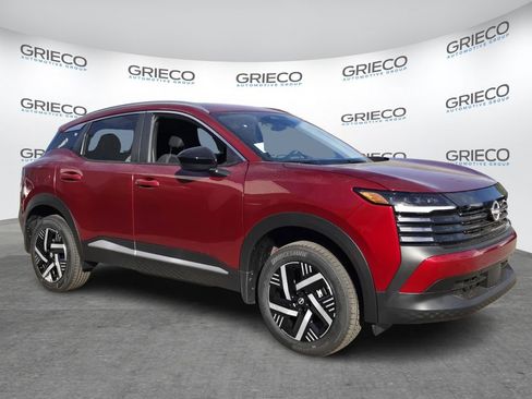 New 2026 Nissan Kicks SV image 1