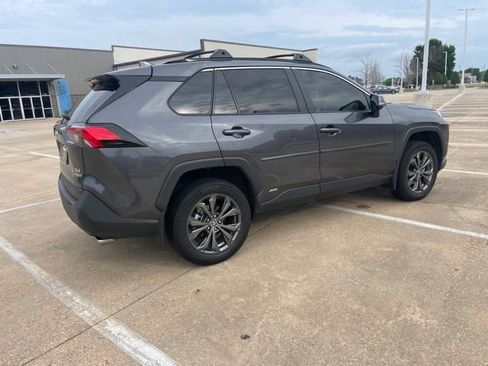 Used 2024 Toyota RAV4 XLE Premium AWD/4WD image 7
