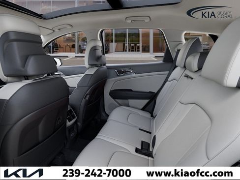 New 2026 Kia Sportage EX image 18