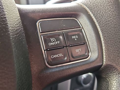 Used 2018 RAM 2500 SLT image 24