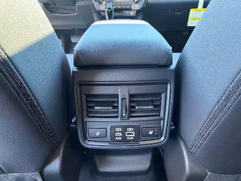 New 2026 Subaru Outback Limited AWD/4WD image 25