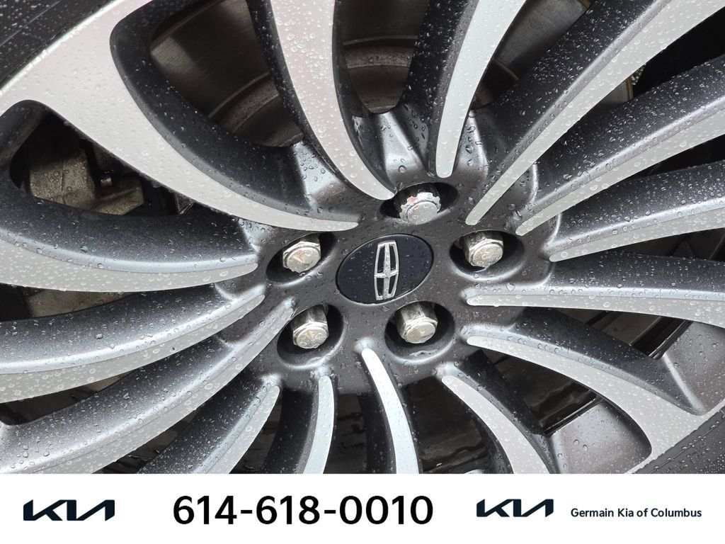 Used 2020 Lincoln Aviator Reserve w/ Elements Package Plus AWD/4WD image 12