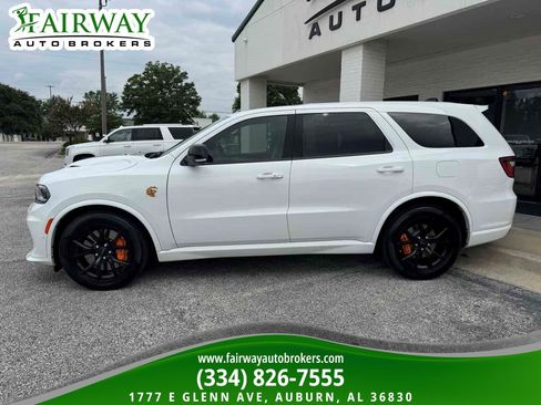 Used 2026 Dodge Durango SRT Hellcat w/ Premium Group AWD/4WD image 9