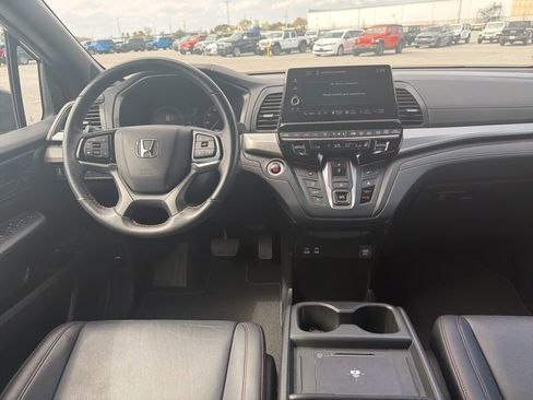 Used 2025 Honda Odyssey Sport-L image 19