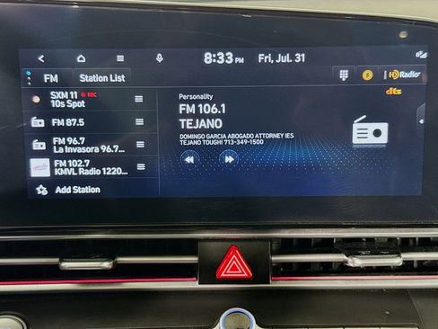 Used 2024 Hyundai Elantra Limited FWD image 16