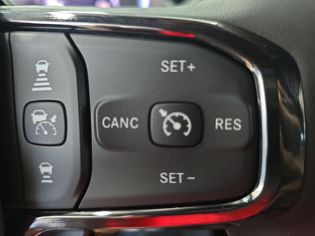 New 2027 RAM 2500 Limited AWD/4WD image 18