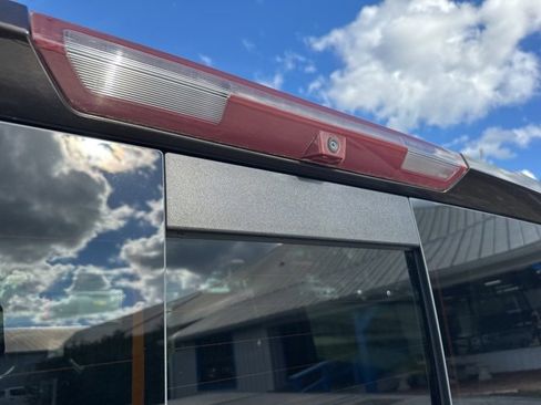 Used 2019 Chevrolet Silverado 1500 High Country w/ Technology Package image 59