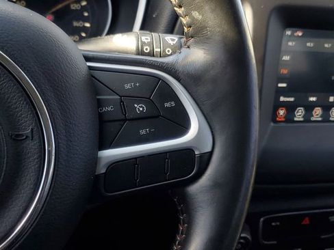 Used 2018 Jeep Compass Latitude w/ Popular Equipment Group image 19