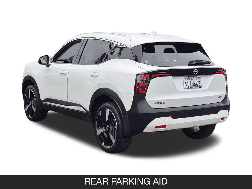 Certified 2025 Nissan Kicks SR FWD image 7