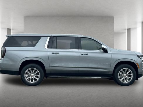New 2026 Chevrolet Suburban Premier w/ Sun And Tow Package AWD/4WD image 3