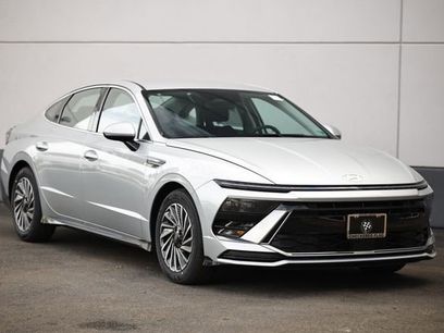 New 2025 Hyundai Sonata SEL