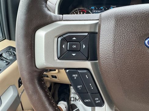 Used 2020 Ford F150 Lariat w/ Equipment Group 502A Luxury AWD/4WD image 13