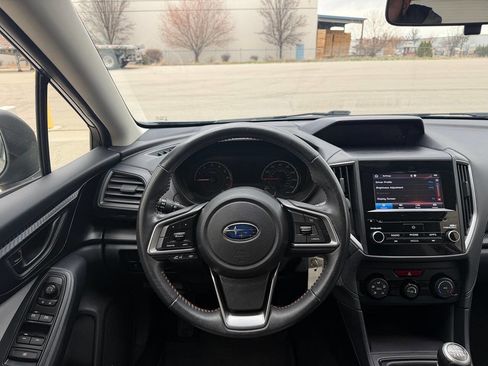 Used 2019 Subaru Crosstrek 2.0i Premium AWD/4WD image 29