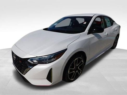 Used 2025 Nissan Sentra SR image 6