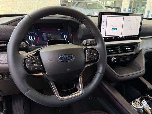 New 2026 Ford Explorer Platinum RWD image 46