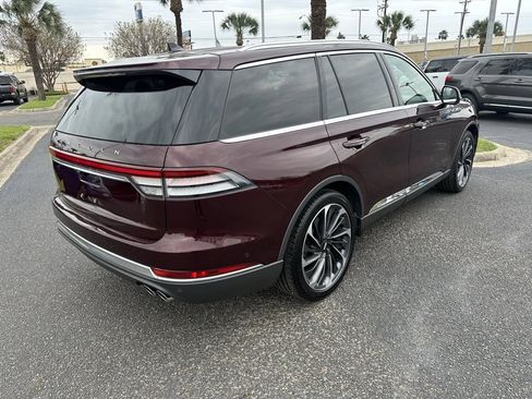 Used 2022 Lincoln Aviator Reserve w/ Equipment Group 201A image 6
