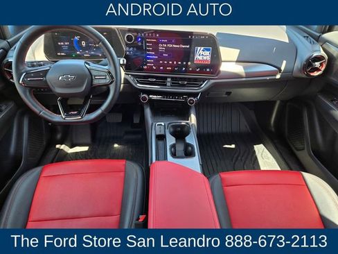 Used 2025 Chevrolet Equinox EV RS FWD image 16
