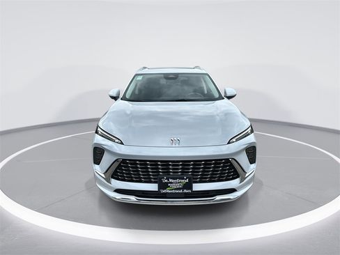 New 2026 Buick Envision Avenir image 3