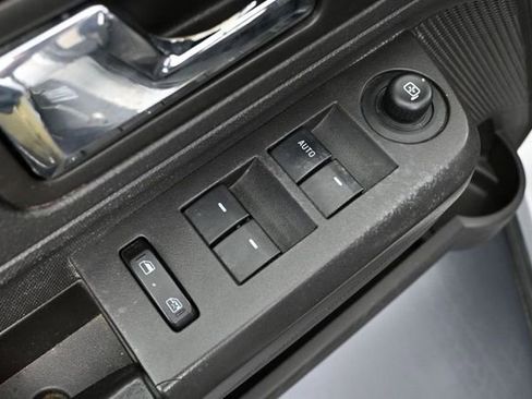 Used 2010 Ford Edge SE FWD image 19