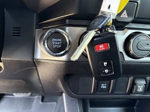 Certified 2023 Toyota Tacoma SR5 image 41