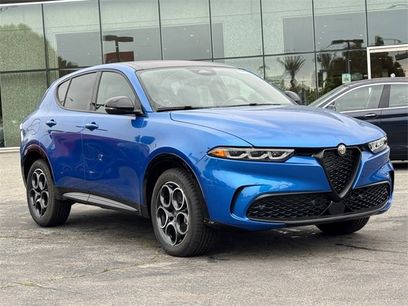 New 2025 Alfa Romeo Tonale w/ Premium Package