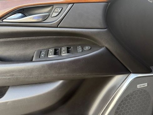 Used 2019 Cadillac Escalade ESV Luxury image 12