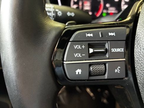 Used 2025 Honda Civic Sport image 18