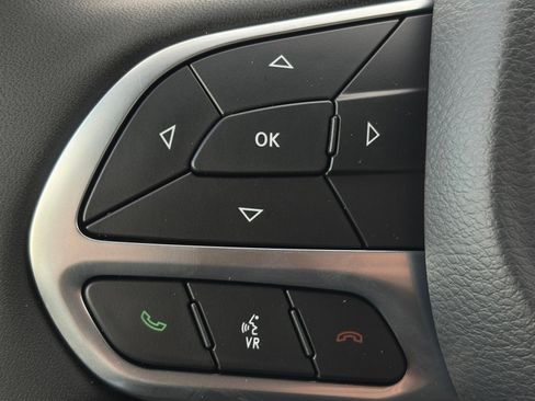 New 2026 Chrysler Pacifica Select image 33