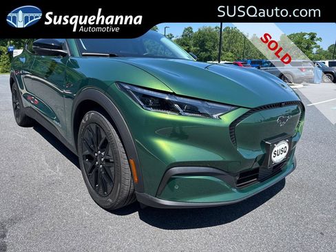 New 2025 Ford Mustang Mach-E Select image 1