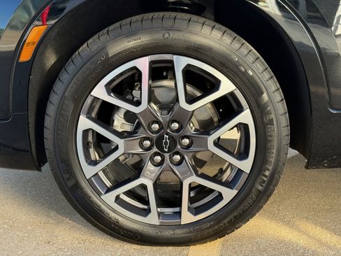 Certified 2025 Chevrolet Blazer RS image 6