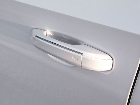 Used 2021 Cadillac Escalade Sport Platinum w/ LPO, Floor Liner Package image 58