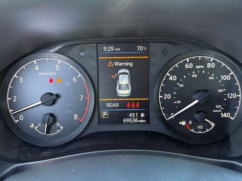 Used 2023 Nissan Altima 2.5 S FWD image 39