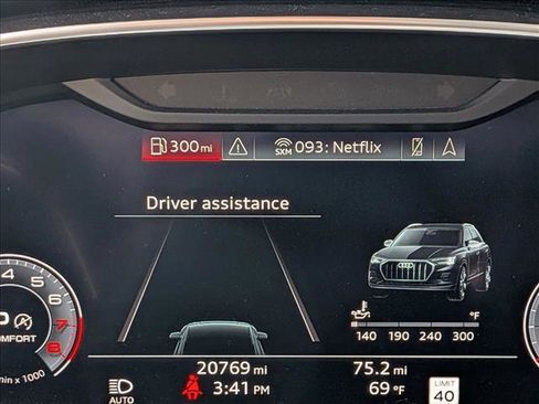 Used 2021 Audi Q3 2.0T Premium Plus w/ Premium Plus Package image 8