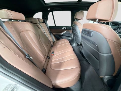 Used 2019 BMW X5 xDrive40i image 29