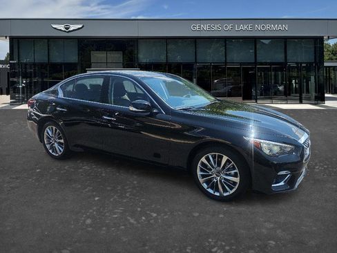 Used 2023 INFINITI Q50 Luxe w/ Cargo Package RWD image 3