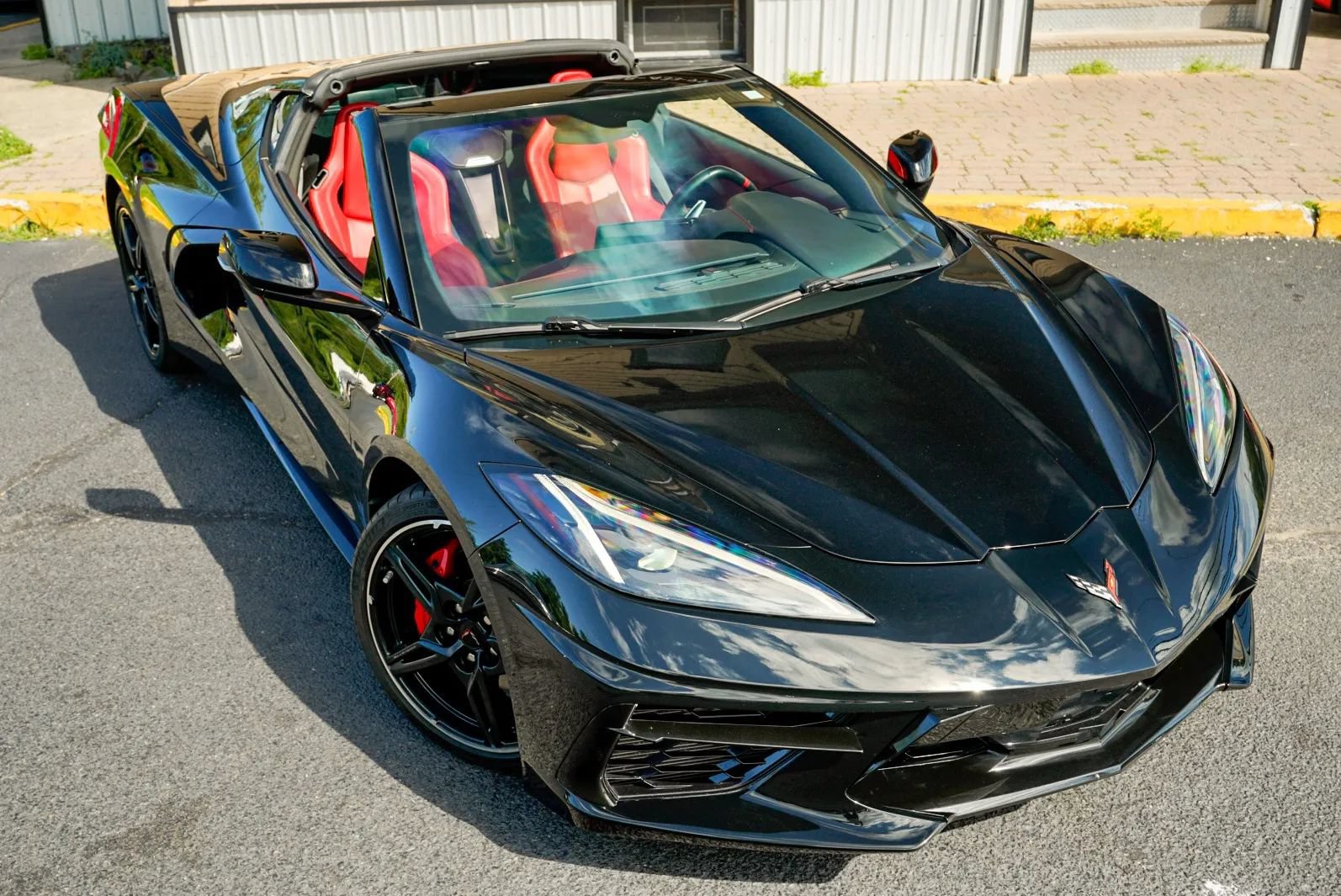 Used 2021 Chevrolet Corvette Stingray Coupe w/ 1LT RWD image 3