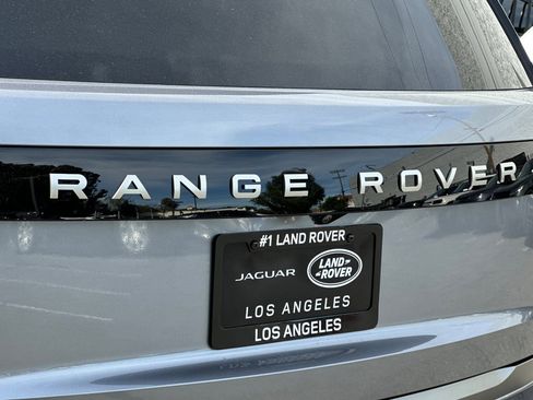 New 2026 Land Rover Range Rover SE image 14