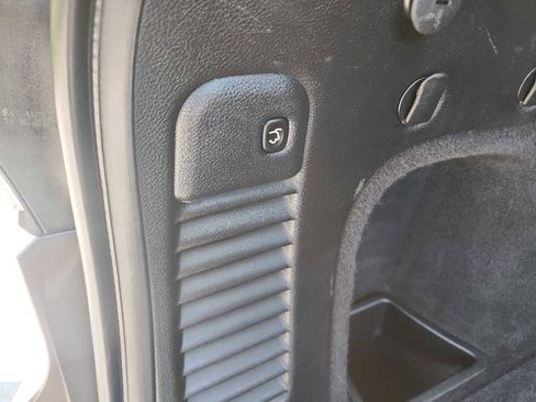 Used 2021 Jeep Grand Cherokee Laredo X image 31