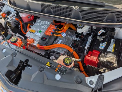 Used 2019 Chevrolet Bolt Premier FWD image 20