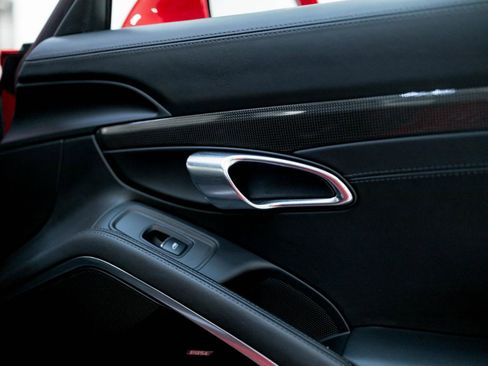 Used 2019 Porsche 911 Turbo S image 60