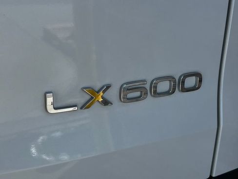 Used 2023 Lexus LX 600 4WD w/ Appearance Package image 20