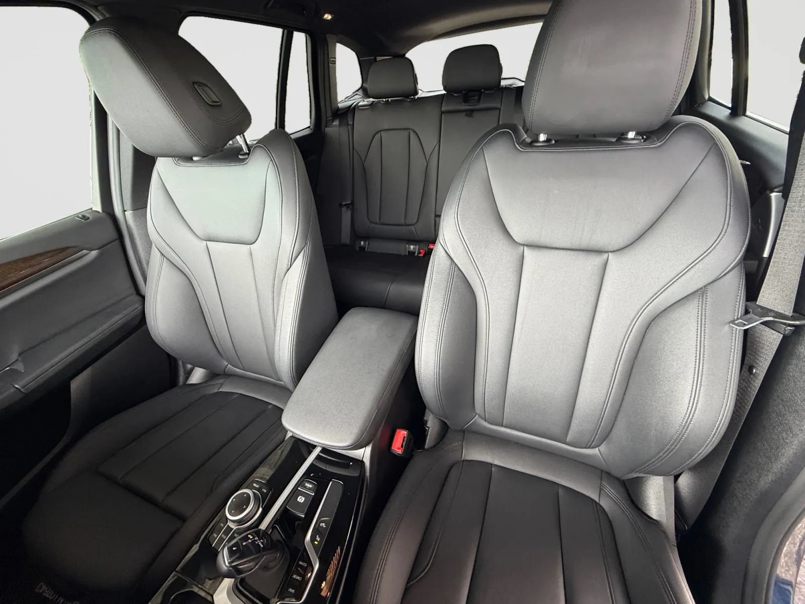 Used 2021 BMW X3 xDrive30i w/ Convenience Package AWD/4WD image 13