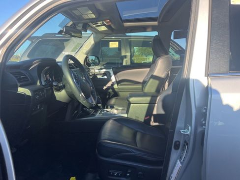 Used 2020 Toyota 4Runner Limited image 8