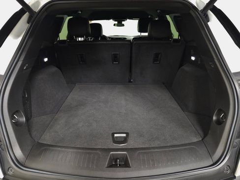 Used 2020 Cadillac XT5 Luxury image 9